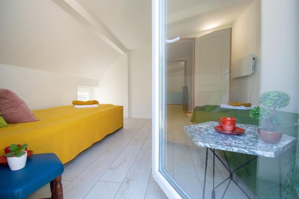 Central Duplex Apartment Novi Sad Bagian luar foto